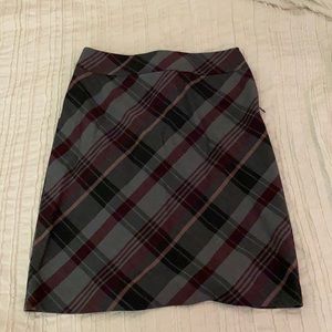 Ann Taylor Maroon & Gray Plaid Skirt | Size 2